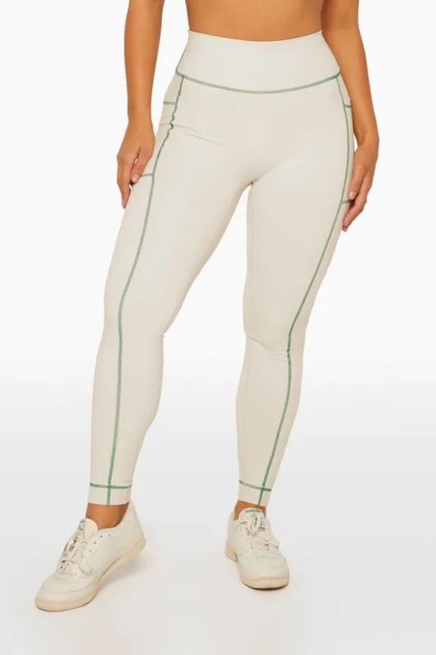SET Active Courtside Volley Leggings in a cream green stitching sz S